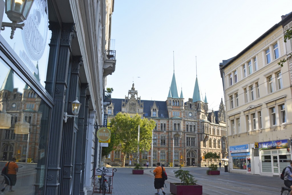 Die Friedrich-Wilhelm-Straße in den frühen Morgenstunden. Foto: BSM.