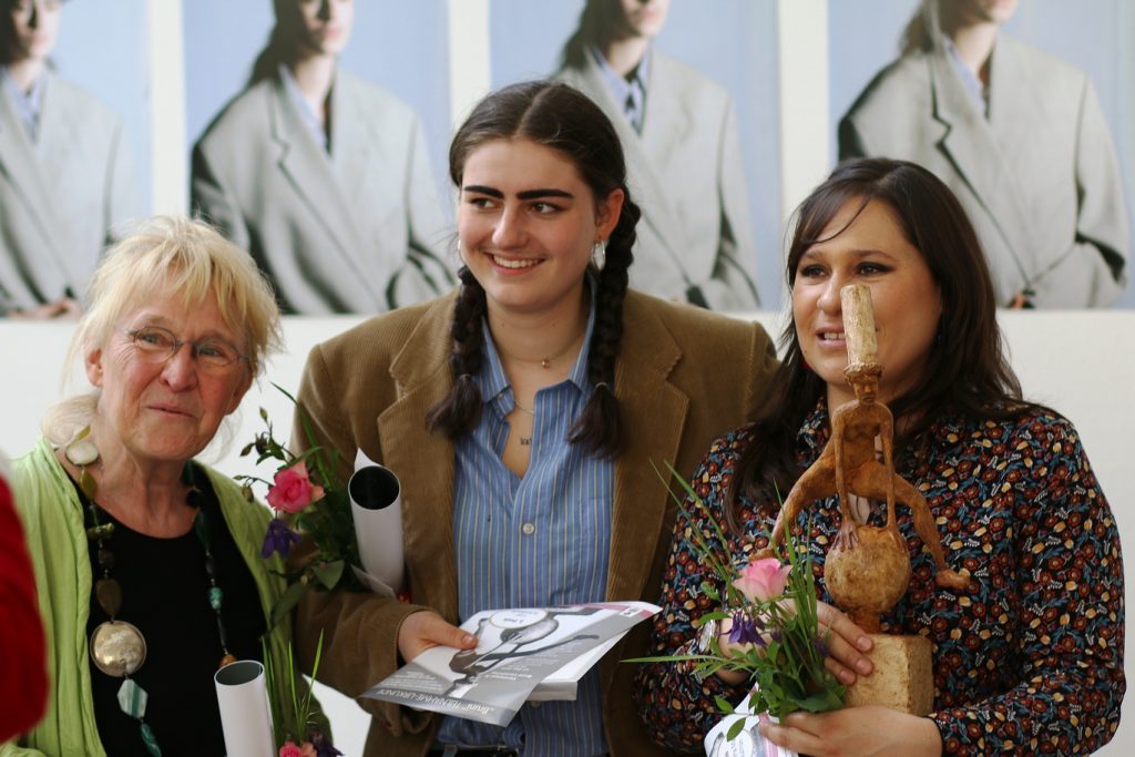 Preisträgerinnen des Bruni-Frauenförderpreises, v. l.: Elke Almut Dieter, Lexi Schnäbele, Helena Luz Guzmán